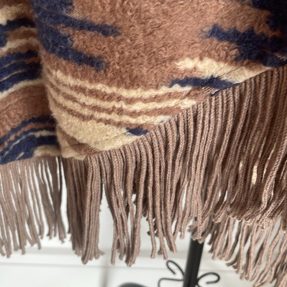 LUCKY BRAND FRINGED CARDIGAN - Picture 5 of 9